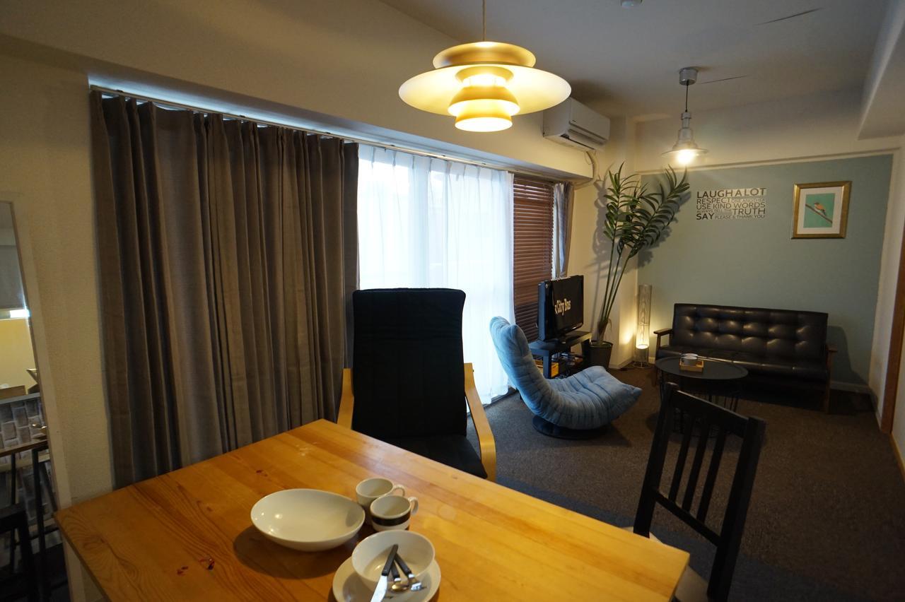 Million Apartment Ōsaka Extérieur photo